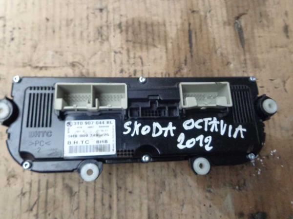 BOUTON DE CHAUFFAGE SKODA OCTAVIA 2 / SUPERB 2 / YETI - Vue 2